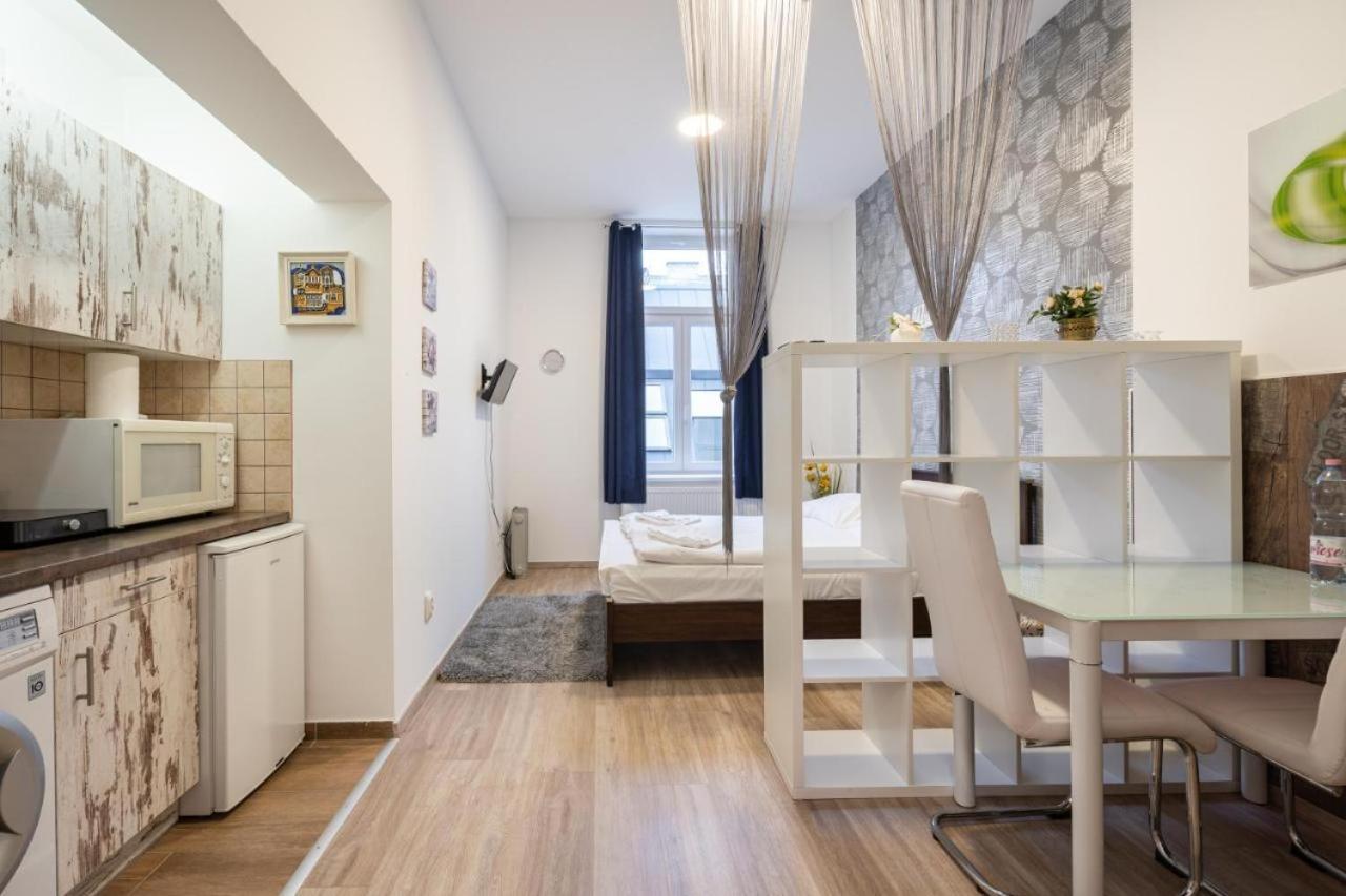 Silver Home Apartments In The City Centre Budapest Exteriör bild